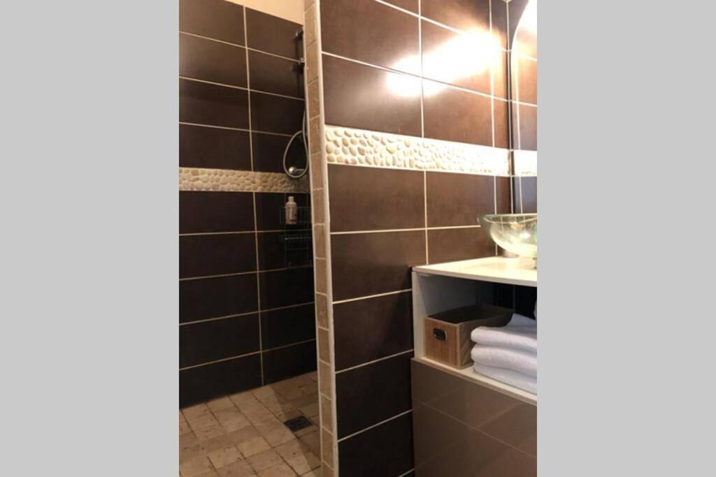 Appart Renove 2 Chambres Avec Clim 索格岛 外观 照片